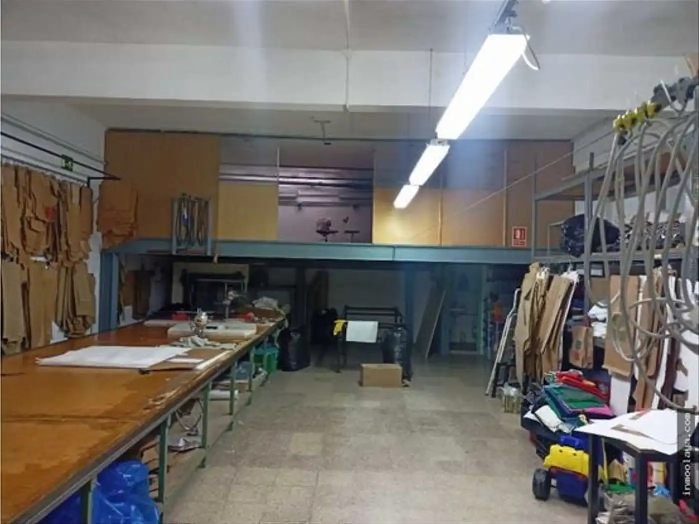 Local comercial en venda a Cerdanyola, imagen 2