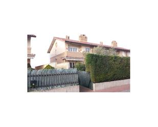 Garden of Single-family semi-detached for sale in Castañares de Rioja  with Air Conditioner, Swimming Pool and Balcony