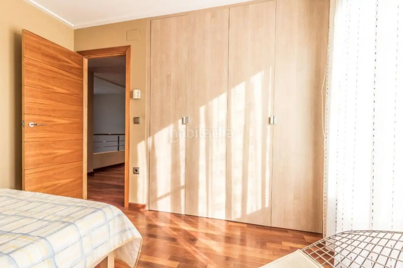 Bedroom of Houses for sale in L'Alcúdia  with Air Conditioner, Private garden and Parquet flooring