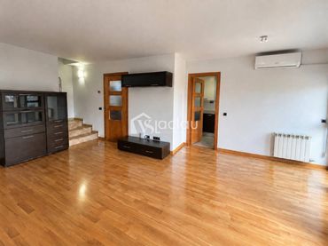 Duplex con balcone in vendita a Olesa de Montserrat