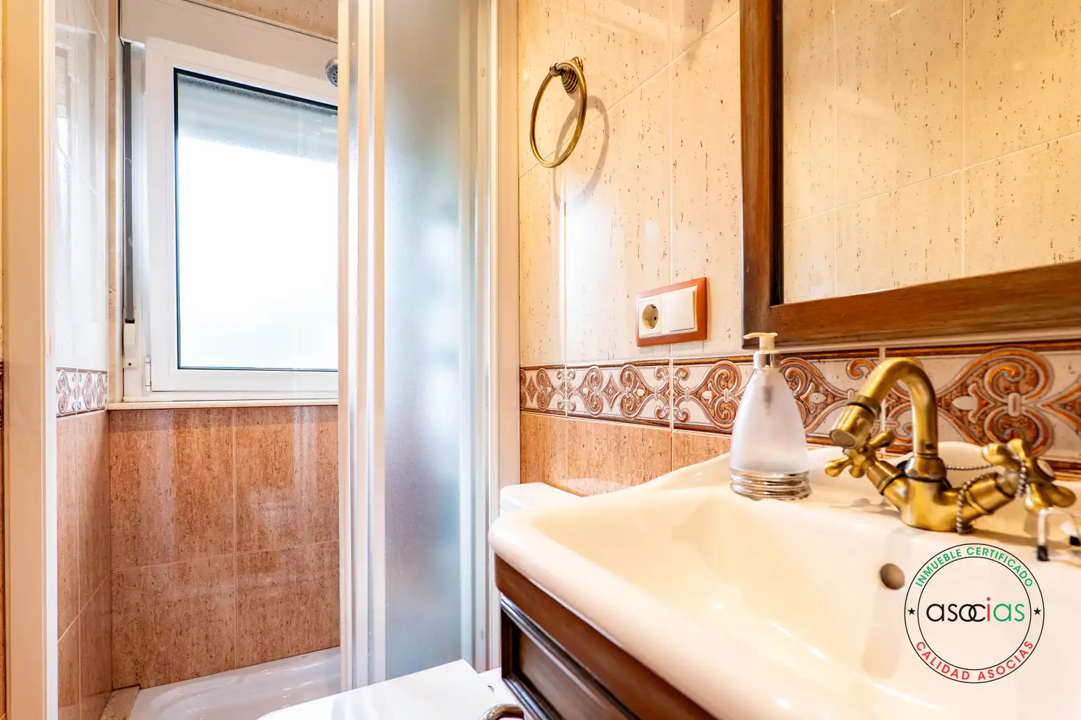 Bathroom of Houses for sale in Laviana  with Heating, Parquet flooring and Terrace