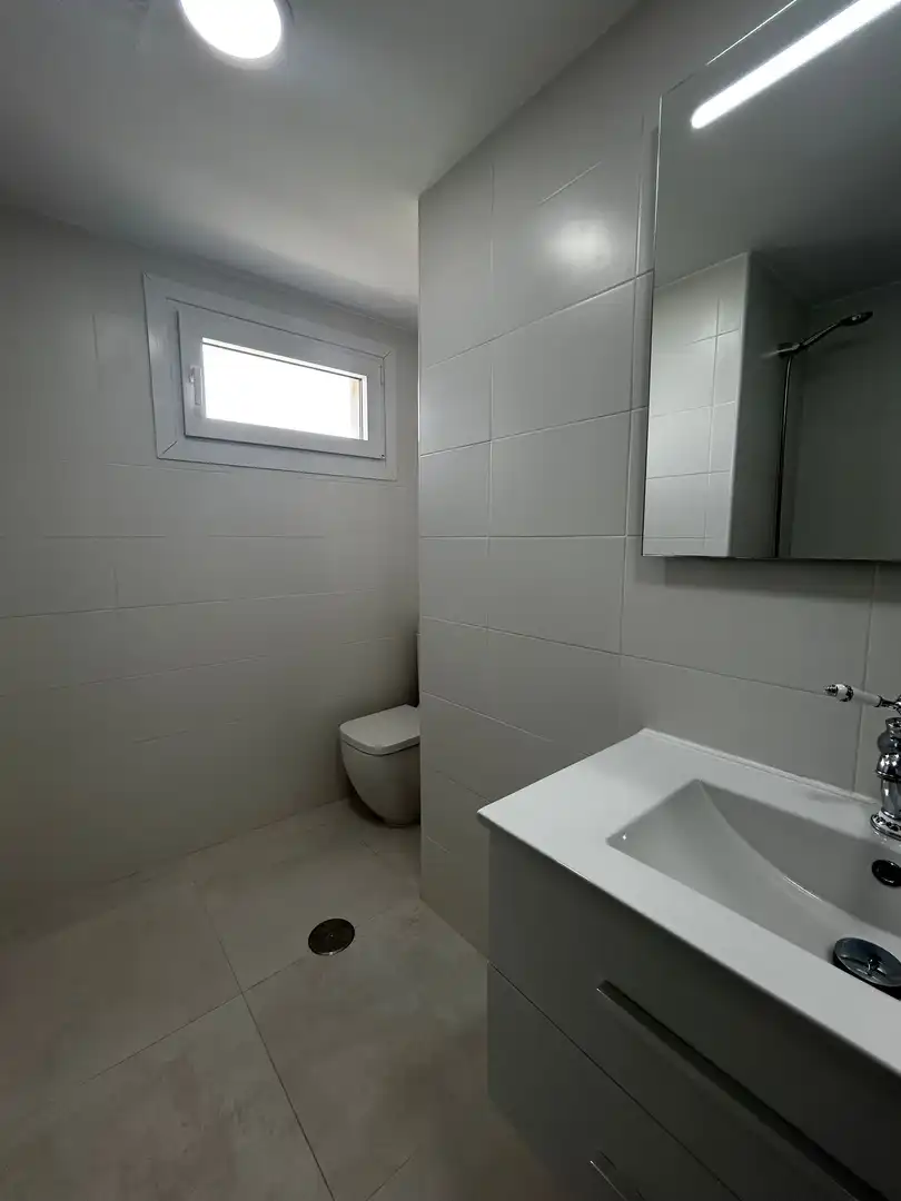 Baño de Apartamento de alquiler en Fuengirola
