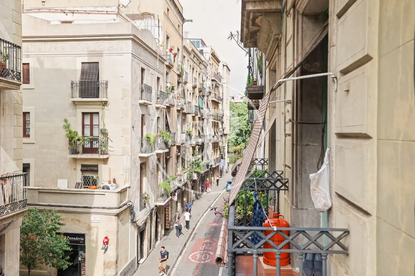 Vista exterior de Piso en venta en Ciutat Vella