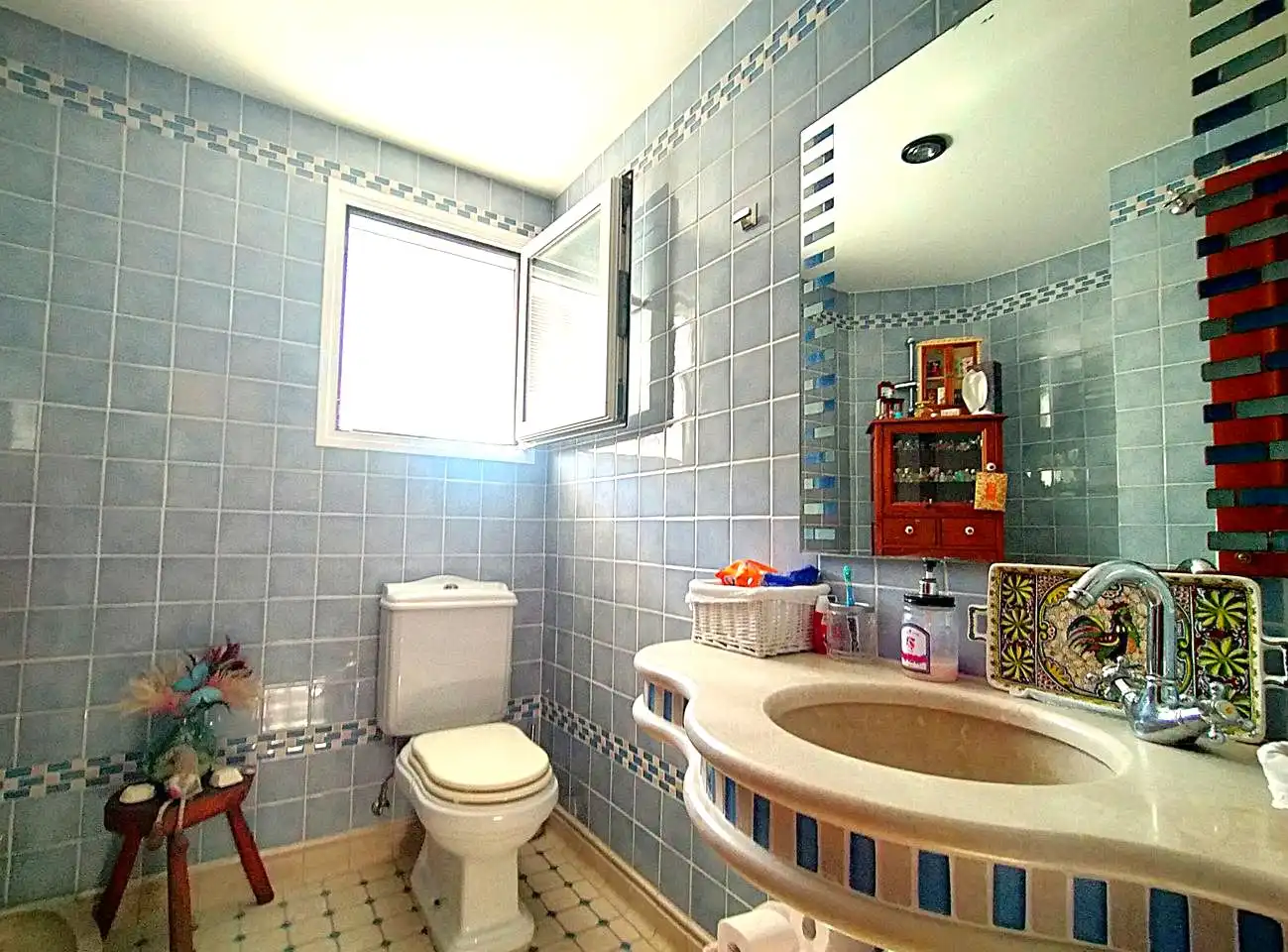 Bany de Casa o xalet en venda en Oliva amb Aire condicionat, Jardí privat i Terrassa