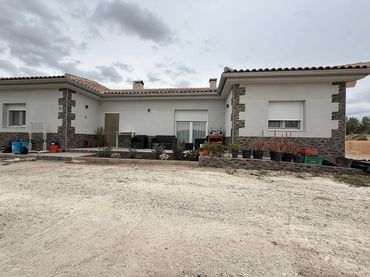 Casa en venda a El Pinós / Pinoso