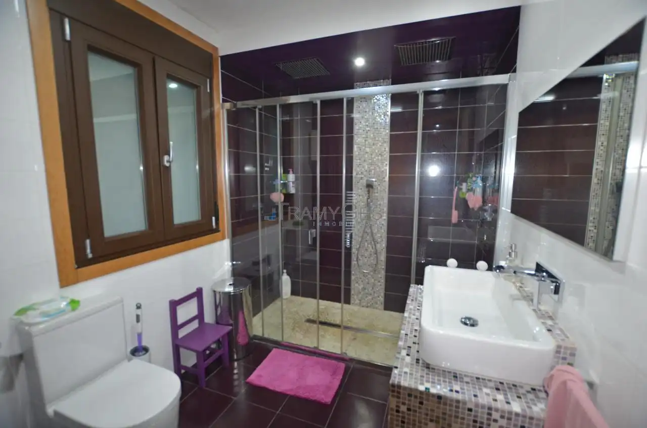 Baño de Casa o chalet en venta en Tui con Calefacción, Jardín privado y Terraza