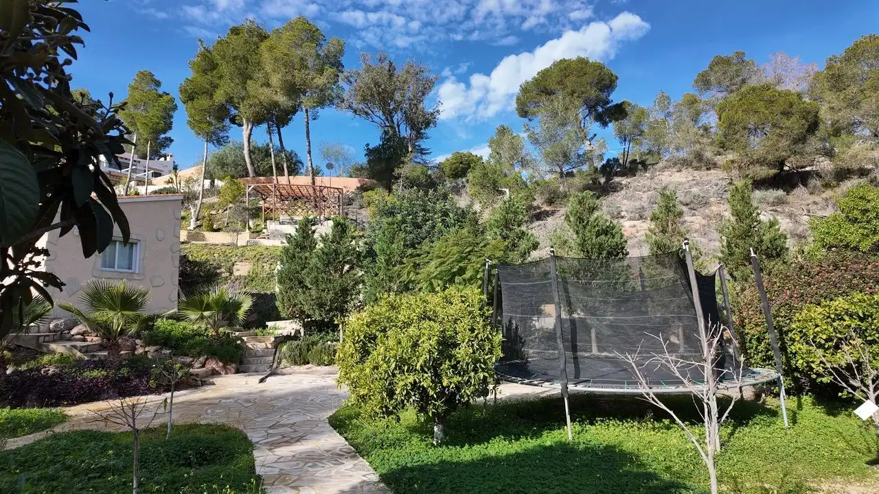 Jardín de Casa o chalet en venta en L'Alfàs del Pi con Aire acondicionado, Calefacción y Jardín privado