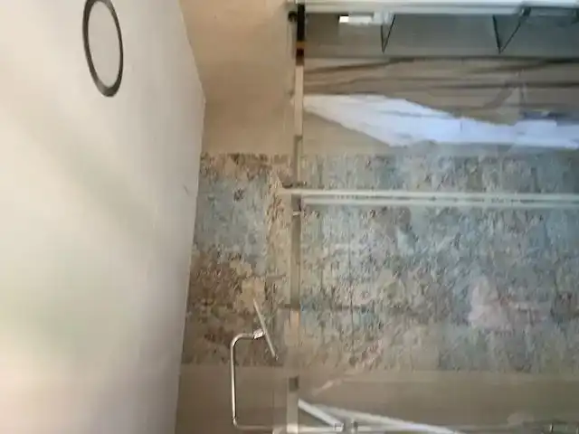 Bathroom of Flat for rent in Málaga  with Air Conditioner, Heating and Parquet flooring