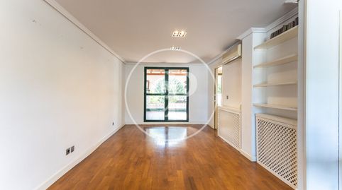 Foto 5 de Casa adosada en venda a La Cañada, Paterna