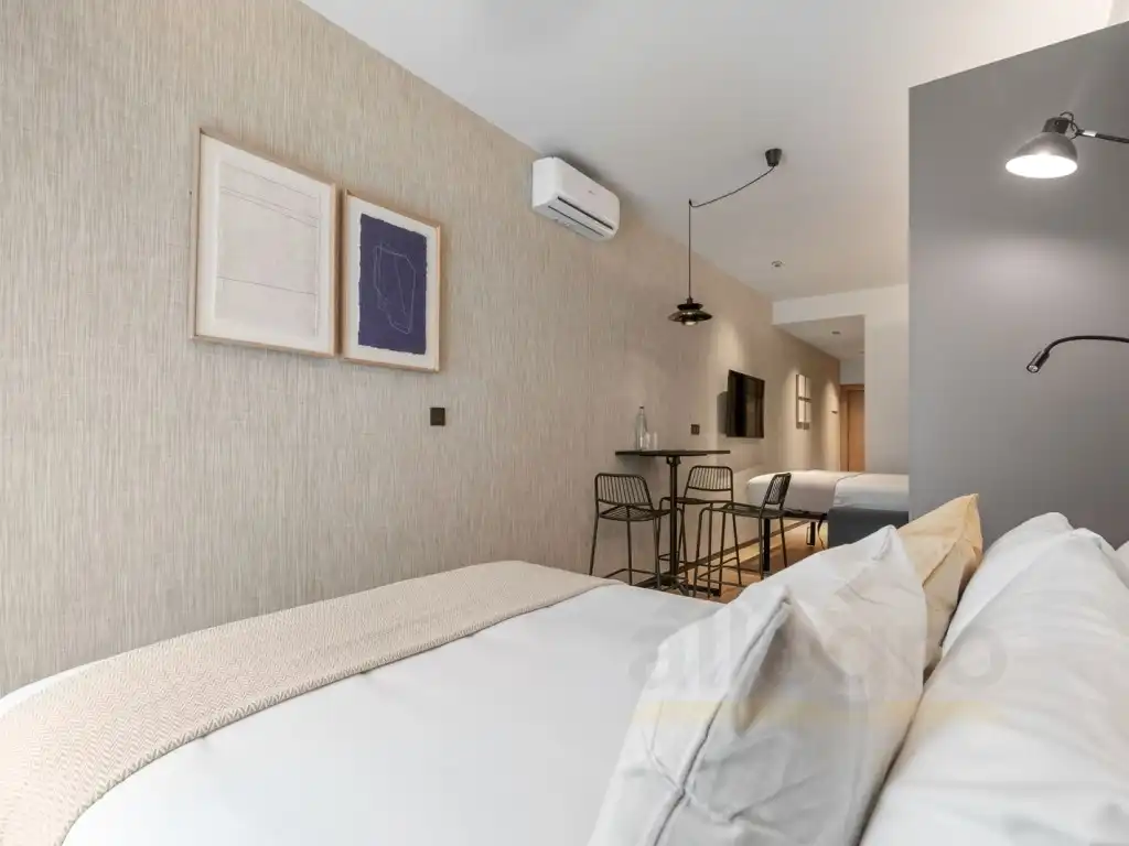 Bedroom of Commercial properties for sale in Puente de Vallecas