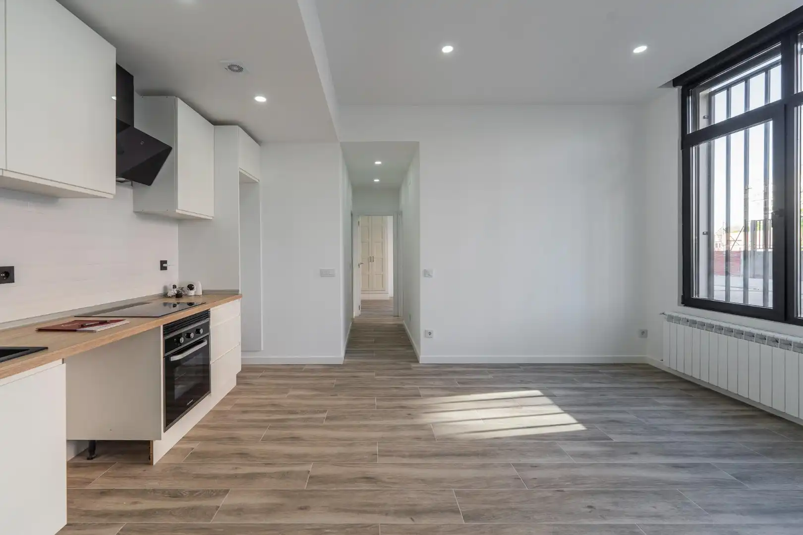 Kitchen of Flat for sale in Madrid