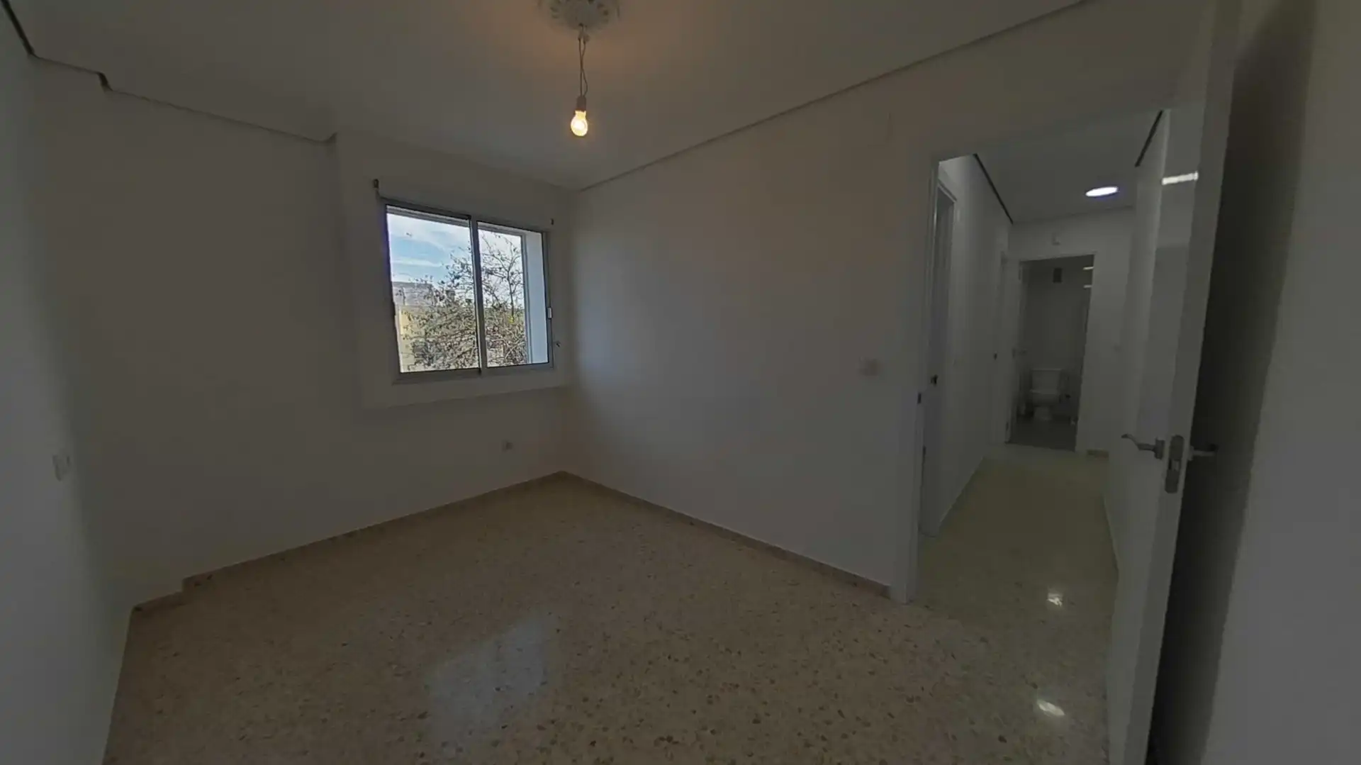 Bedroom of Flat for sale in Sevilla