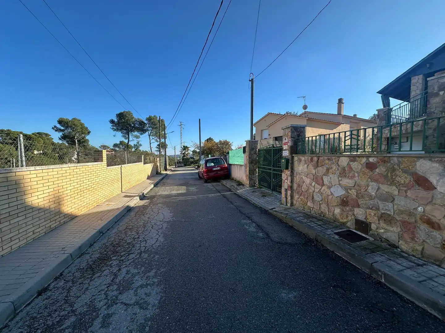 Vista exterior de Casa o xalet en venda en La Torre de Claramunt amb Alarma