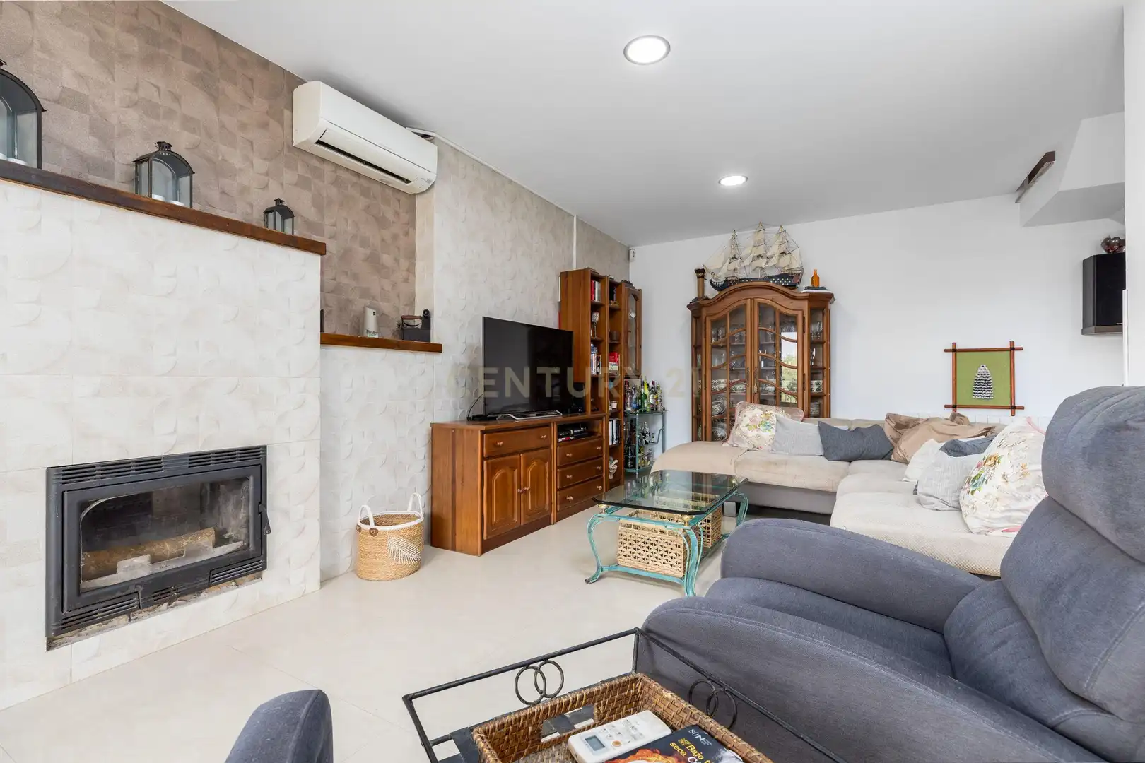 Sala de estar de Casa o chalet en venta en Palafolls con Aire acondicionado, Jardín privado y Piscina