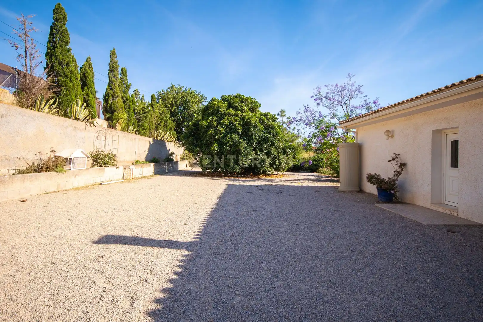 Casa o chalet en venta en Alicante / Alacant con Jardín privado, Trastero y Piscina