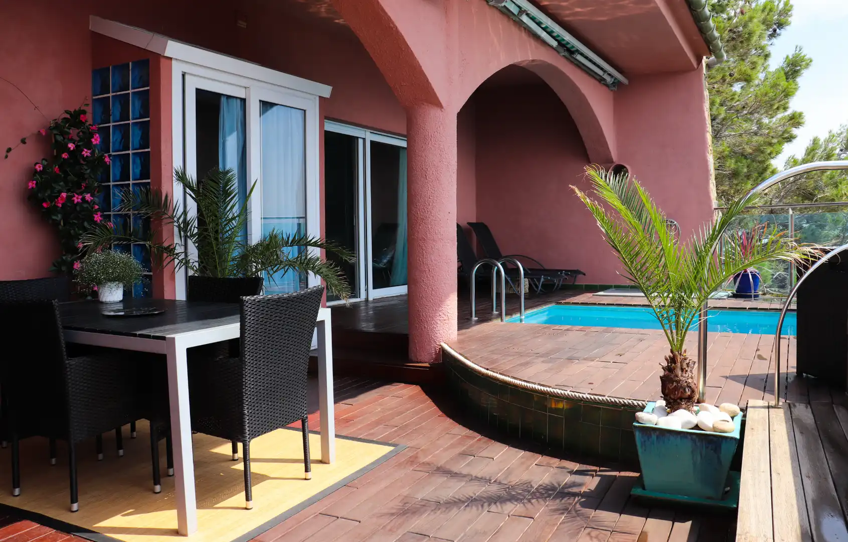 Terrassa de Casa o xalet en venda en Roses amb Aire condicionat, Calefacció i Jardí privat