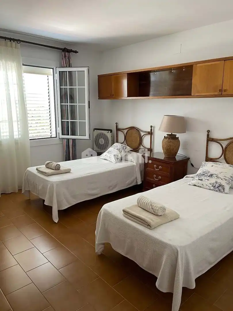 Casa adosada de lloguer a Carrer de Mimoses, Puig Moltó - Can Macià