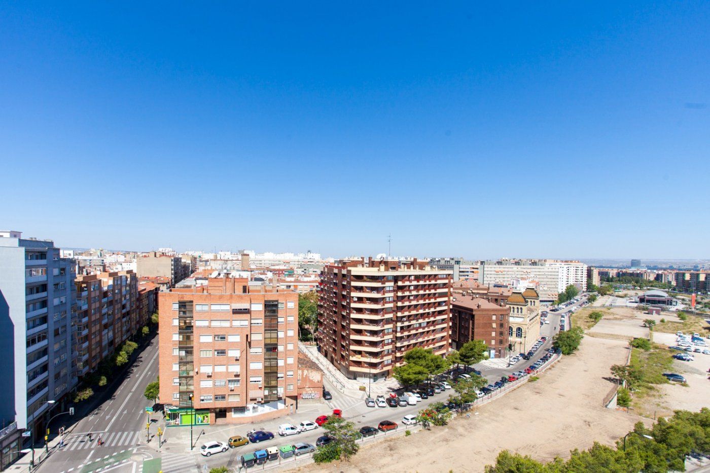 Exterior view of Flat for sale in  Zaragoza Capital  with Air Conditioner, Heating and Balcony