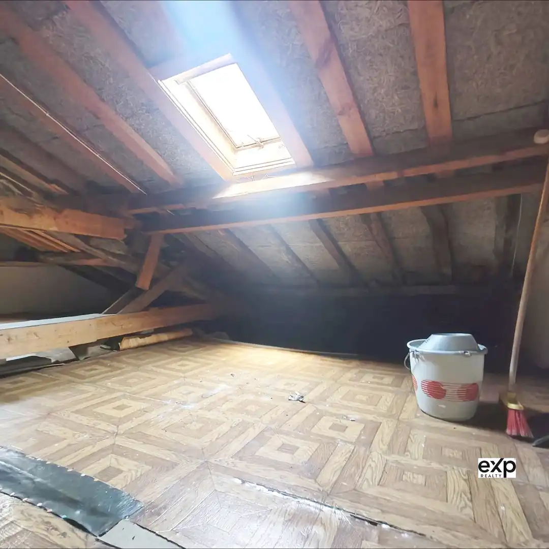 Casa adosada en venda en Oviedo  amb Parquet i Moblat