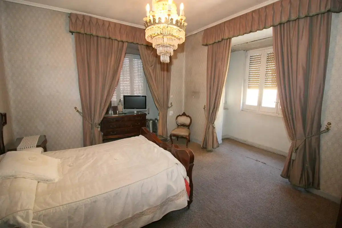 Habitación de Edificio en venta en Arenas de San Pedro