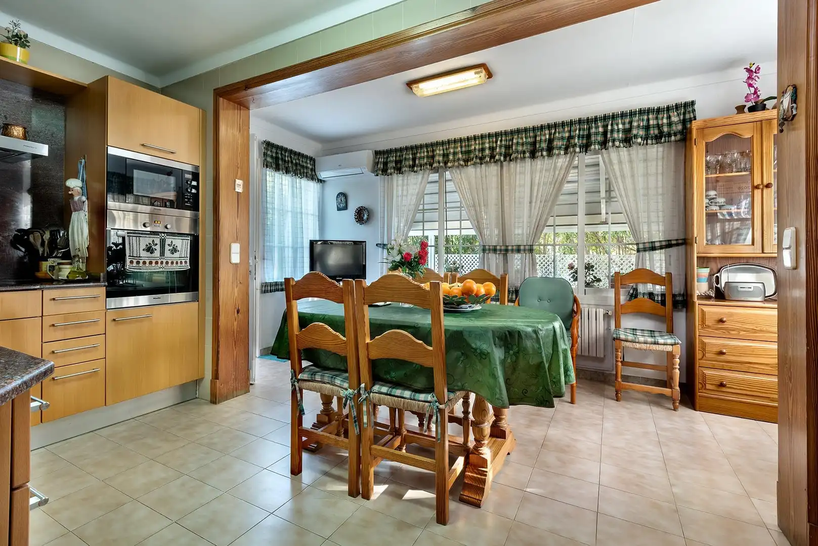 Comedor de Casa o chalet en venta en Bunyola con Aire acondicionado, Calefacción y Jardín privado