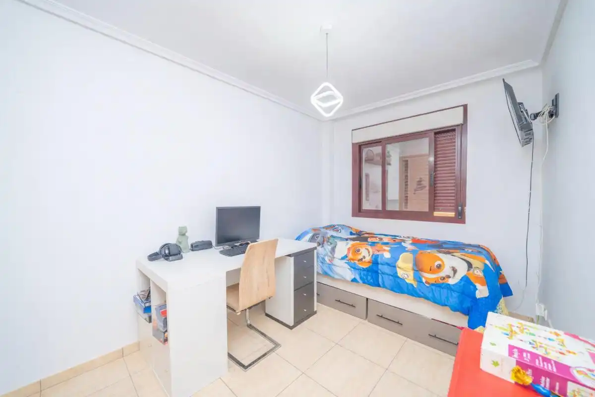 Dormitori de Casa adosada en venda en La Nucia amb Aire condicionat, Calefacció i Terrassa