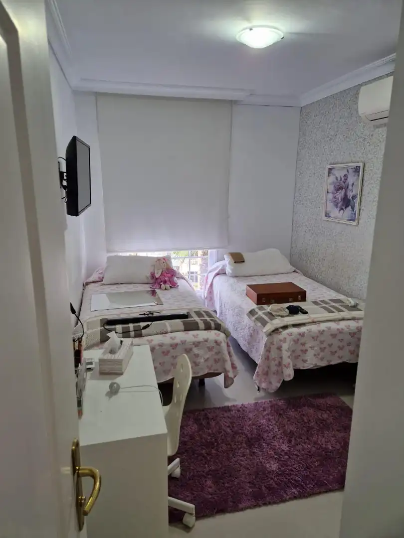 Habitación de Apartamento en venta en La Orotava con Amueblado, Horno y Balcón