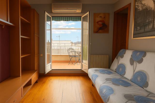 Ático en Venta en Calle EMPURIES D' en Pubilla Cases