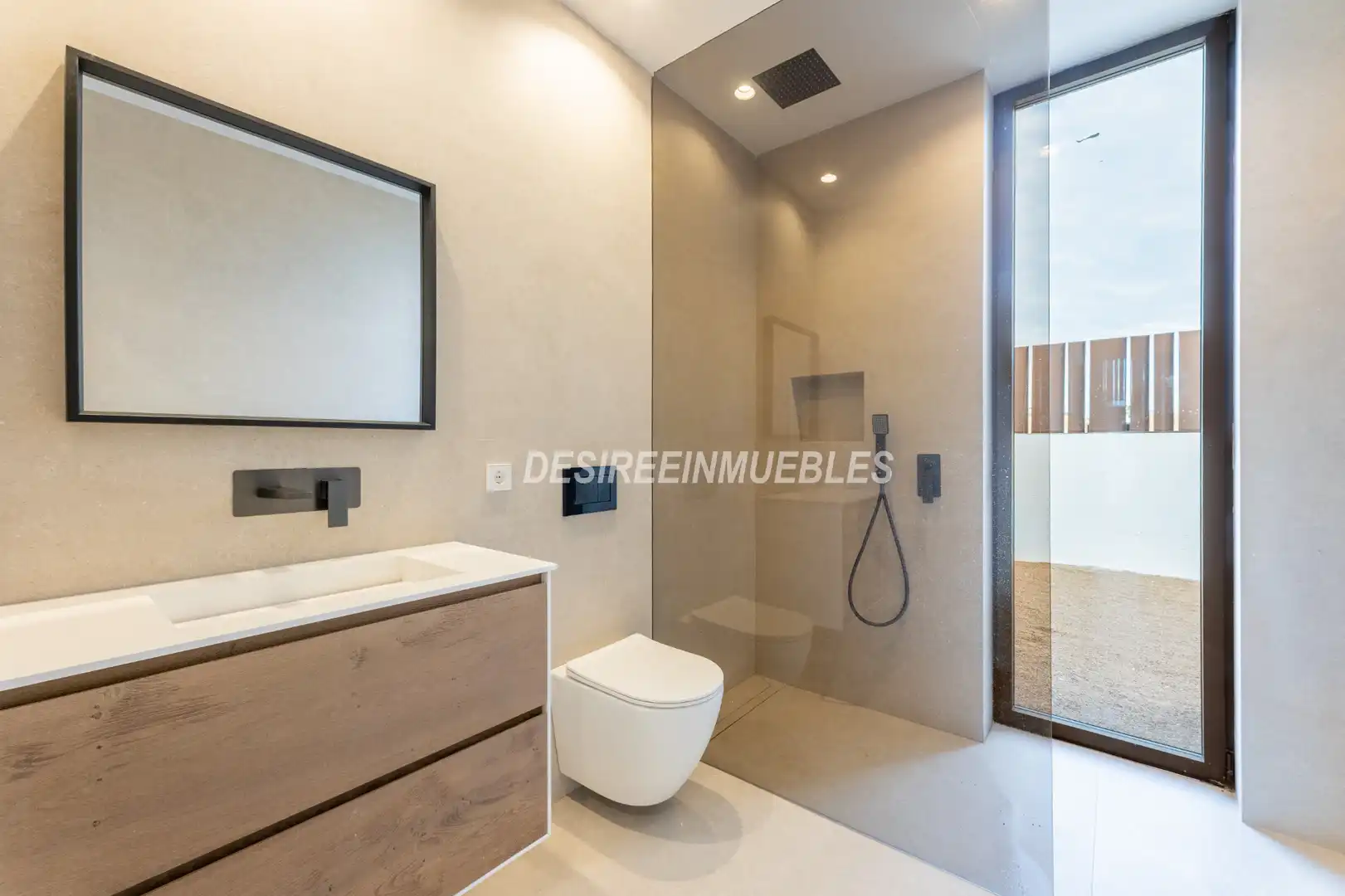 Baño de Casa o chalet en venta en Godella con Aire acondicionado, Calefacción y Jardín privado