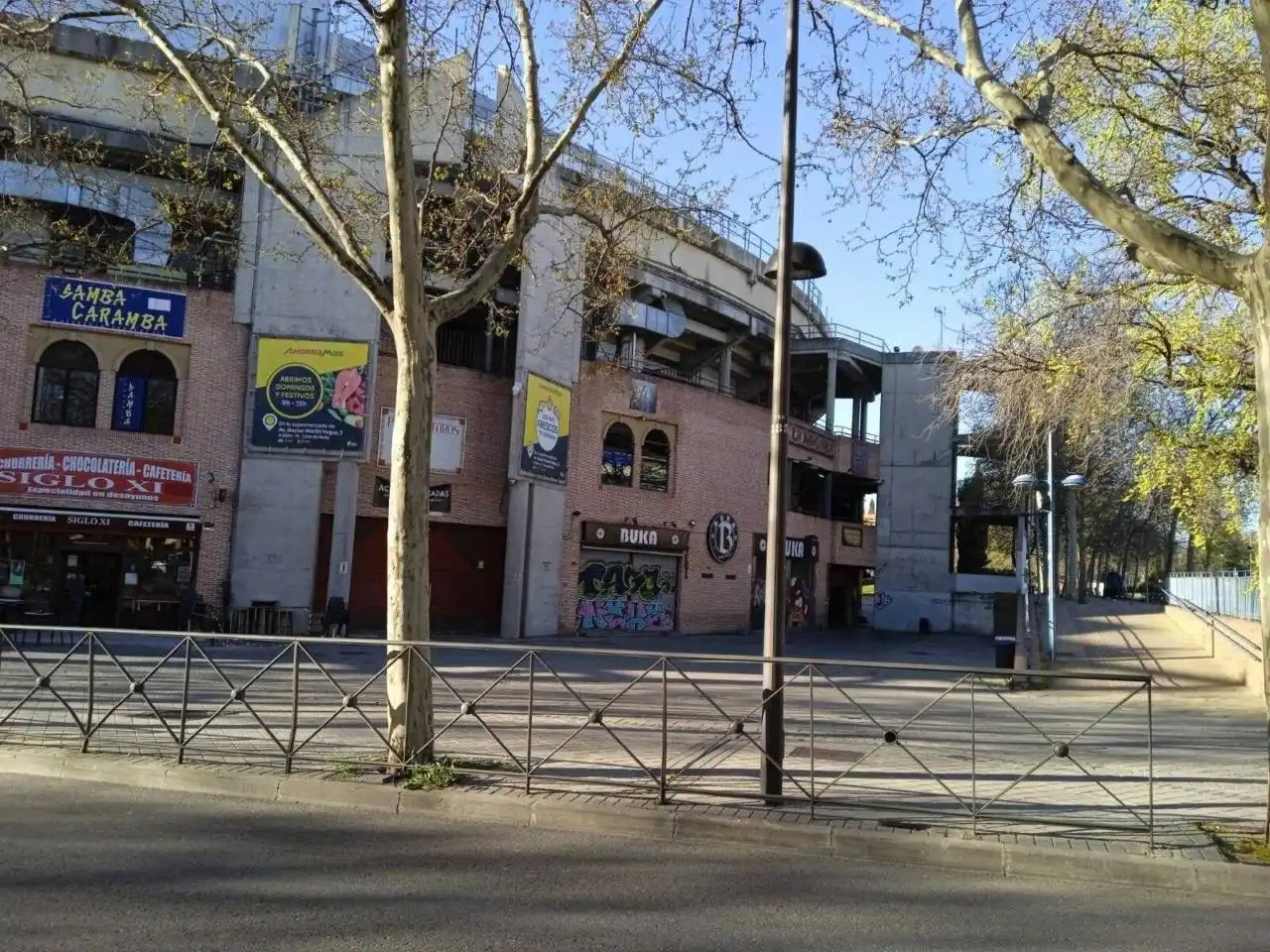 Exterior view of Commercial properties for sale in Leganés