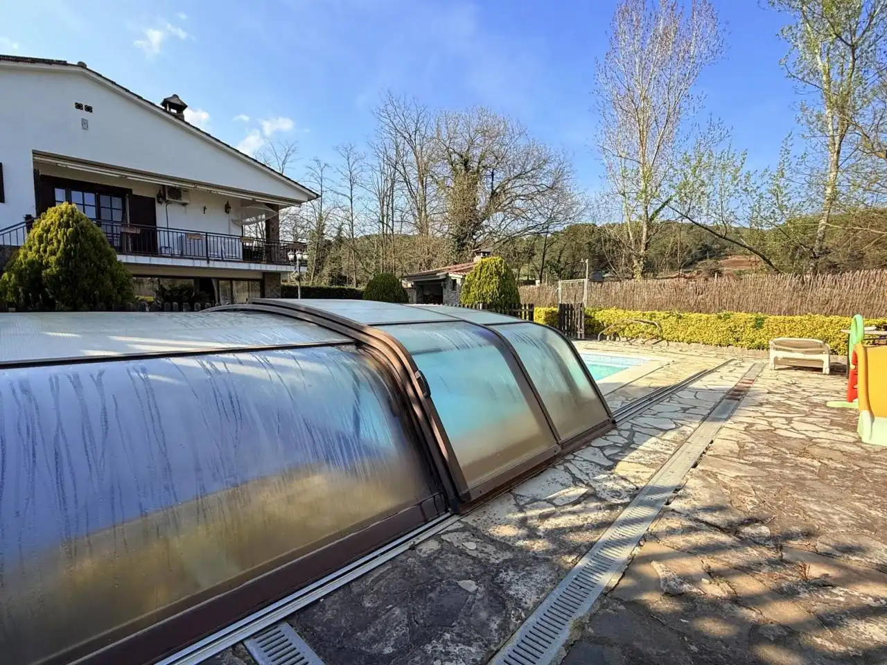Swimming pool of Houses for sale in Riells i Viabrea  with Air Conditioner, Heating and Private garden