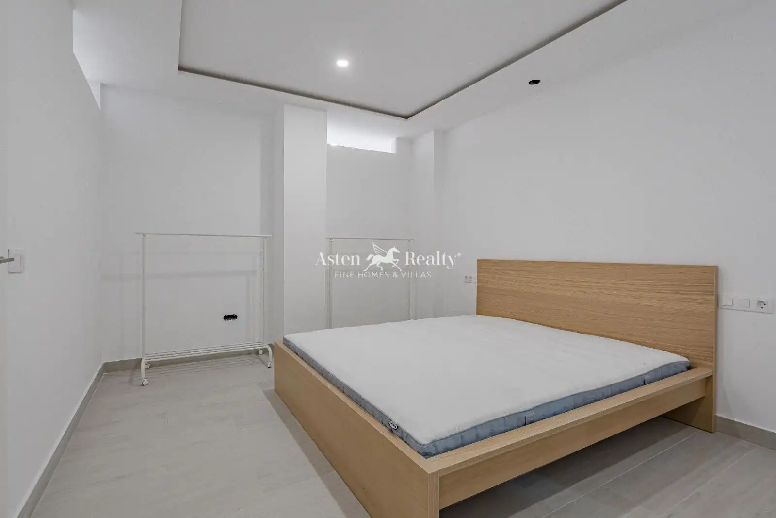 Piso en venta en Arona con Aire acondicionado, Parquet y Terraza