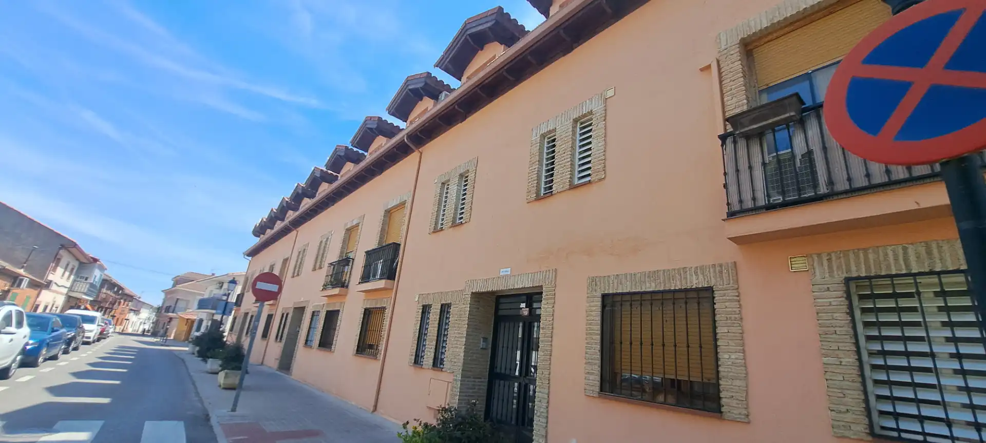 Vista exterior de Dúplex en venda en Valdetorres de Jarama amb Calefacció, Parquet i Balcó