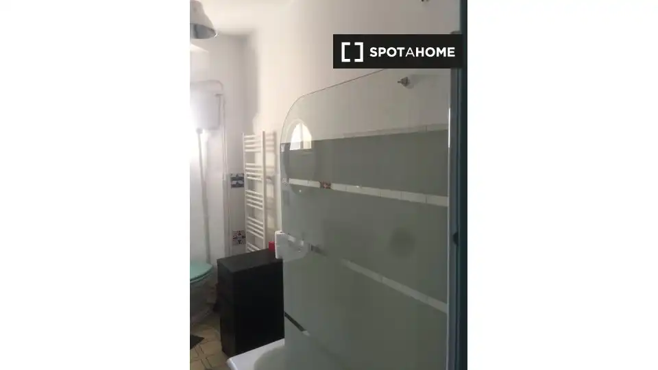 Room in Casco Vello
