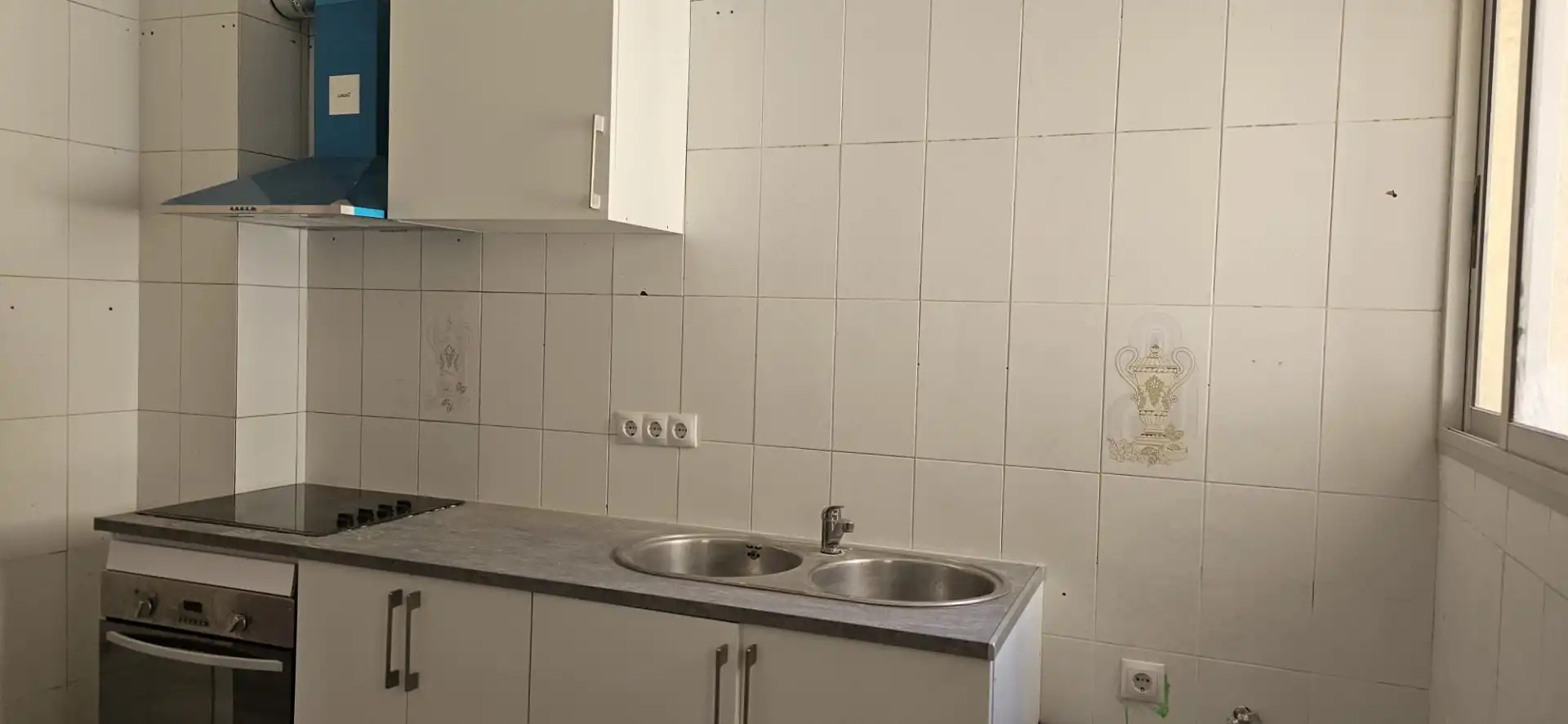 Kitchen of Flat for sale in Tarragona  with Balcony