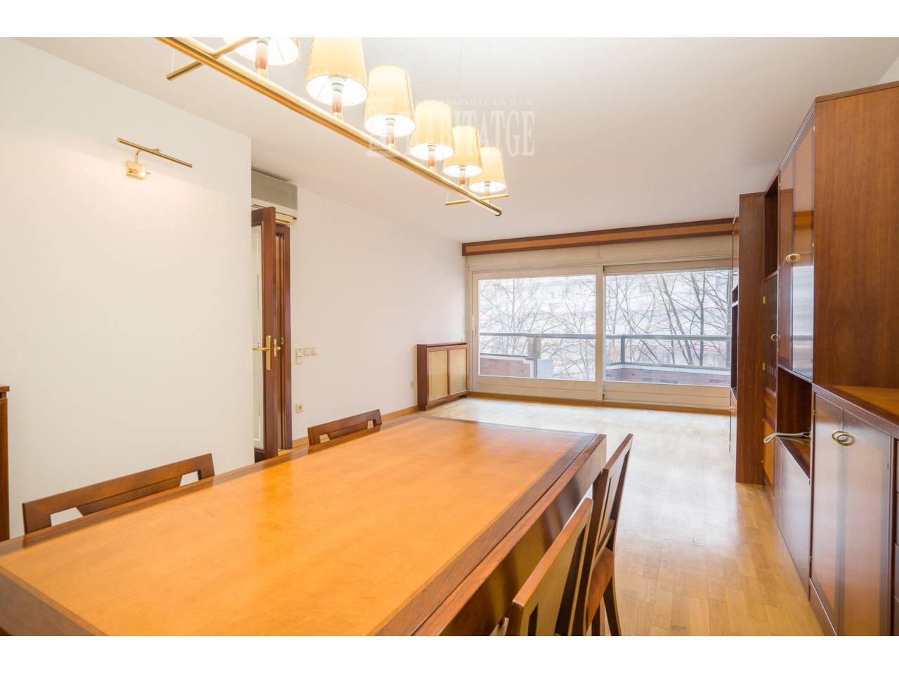 Dining room of Flat for sale in Vic  with Air Conditioner, Heating and Parquet flooring