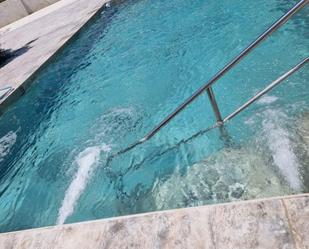 Piscina de Casa o xalet en venda en  Jaén Capital amb Aire condicionat, Calefacció i Traster