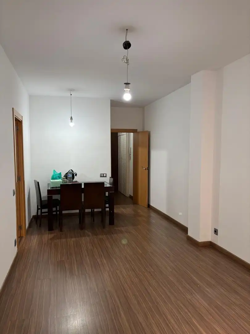 Comedor de Piso en venta en Barcelona con Parquet
