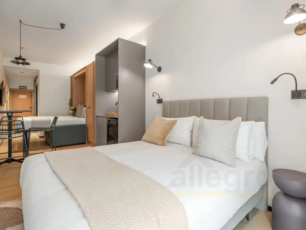 Bedroom of Commercial properties for sale in Puente de Vallecas