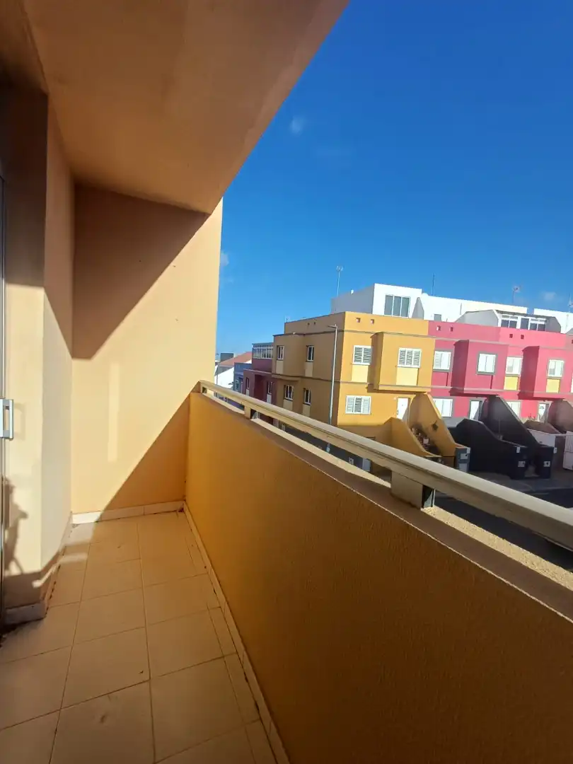 Piso en venta en Calle Barcelona, 72, Carrizal