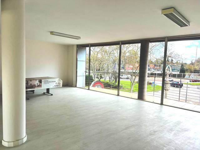 Local comercial en Alquiler en Son Serra - Sa Vileta