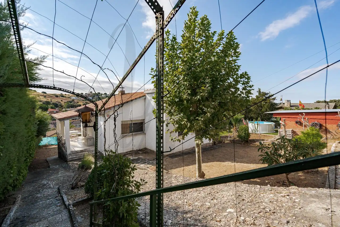 Casa amb jardí en venda a Calle Río Henares, imagen 3