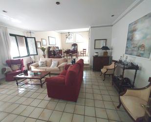 Living room of House or chalet for sale in Algeciras  with Air Conditioner, Terrace and Swimming Pool