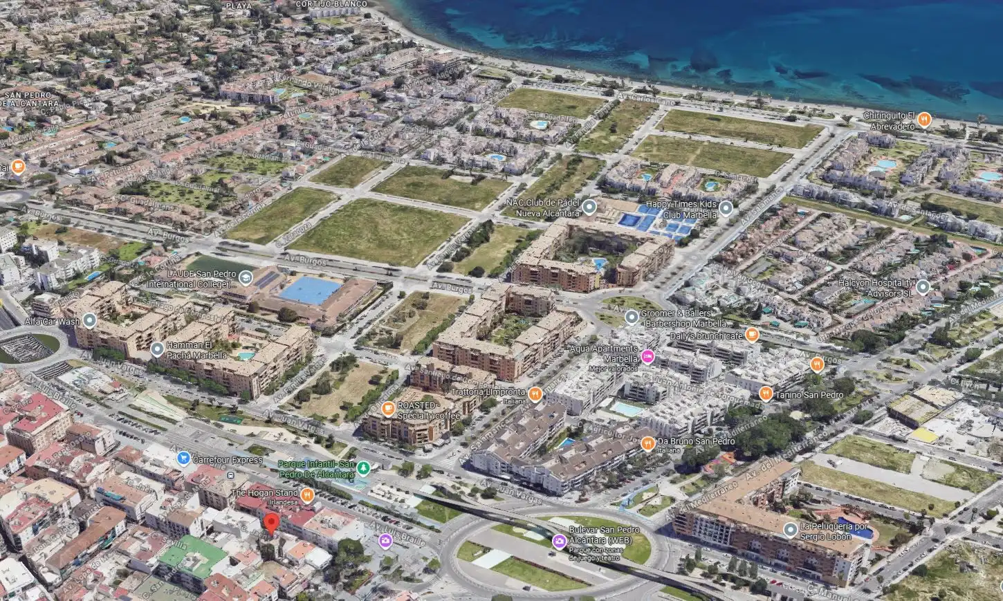 Vista exterior de Piso en venta en Marbella con Calefacción