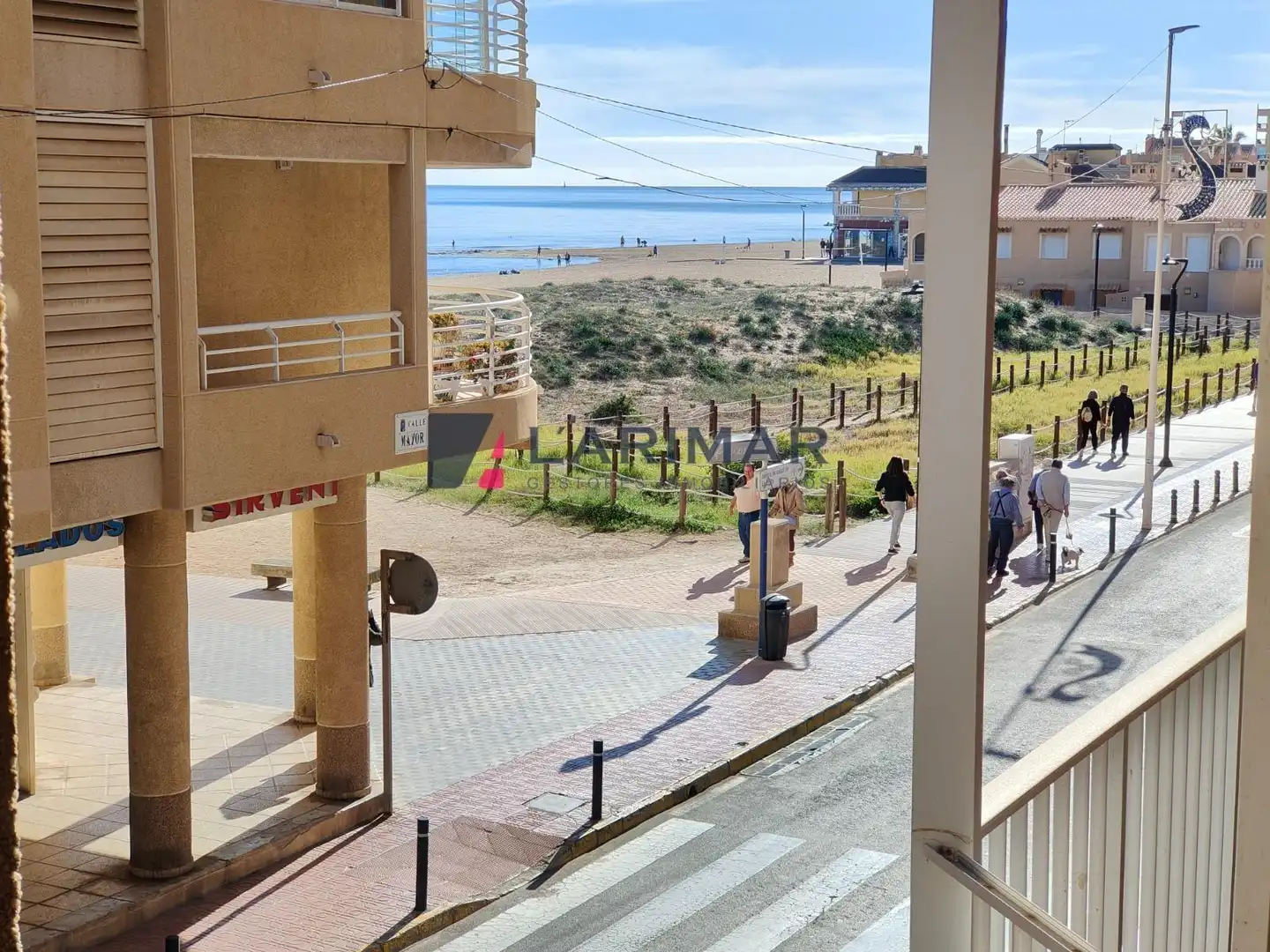 Vista exterior de Pis en venda en Torrevieja amb Terrassa, Moblat i Balcó