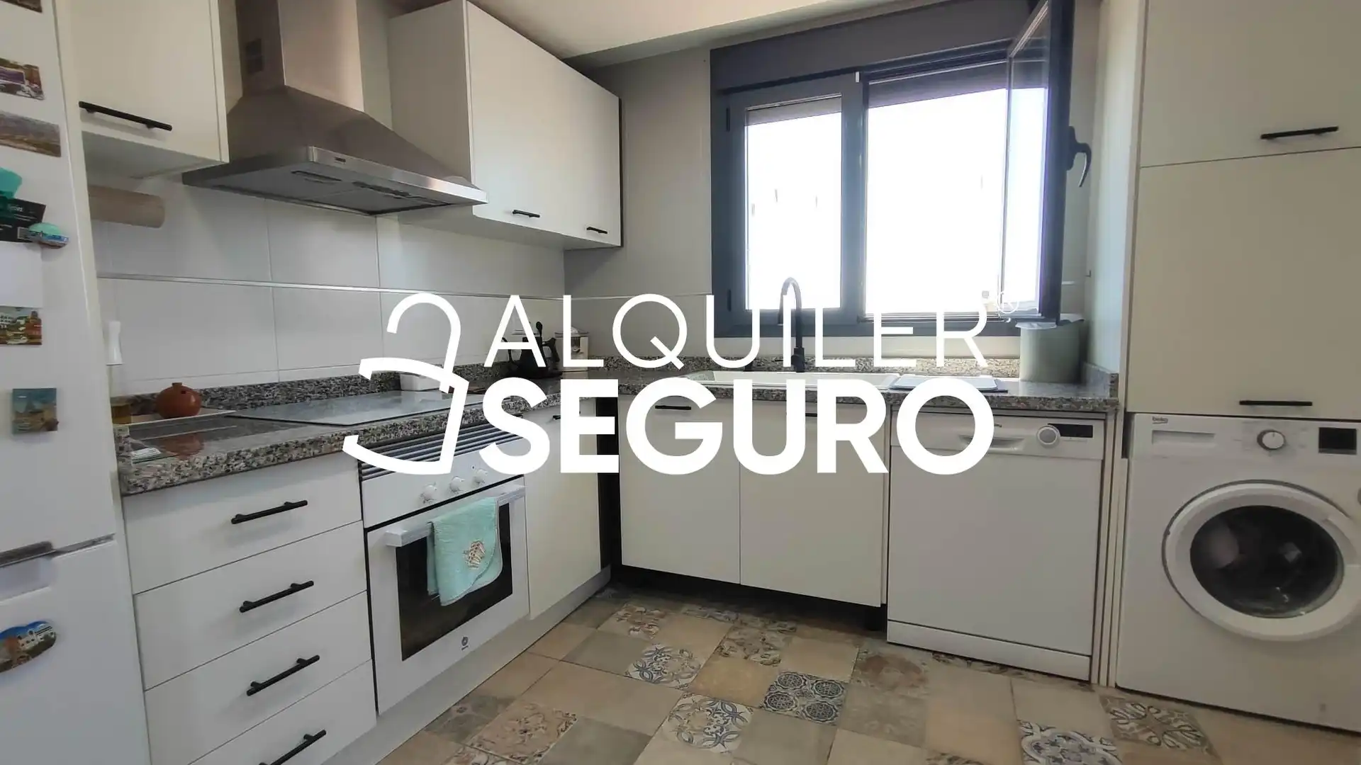 Küche von Dachboden zur Miete in Sagunto / Sagunt mit Klimaanlage, Terrasse und Abstellraum