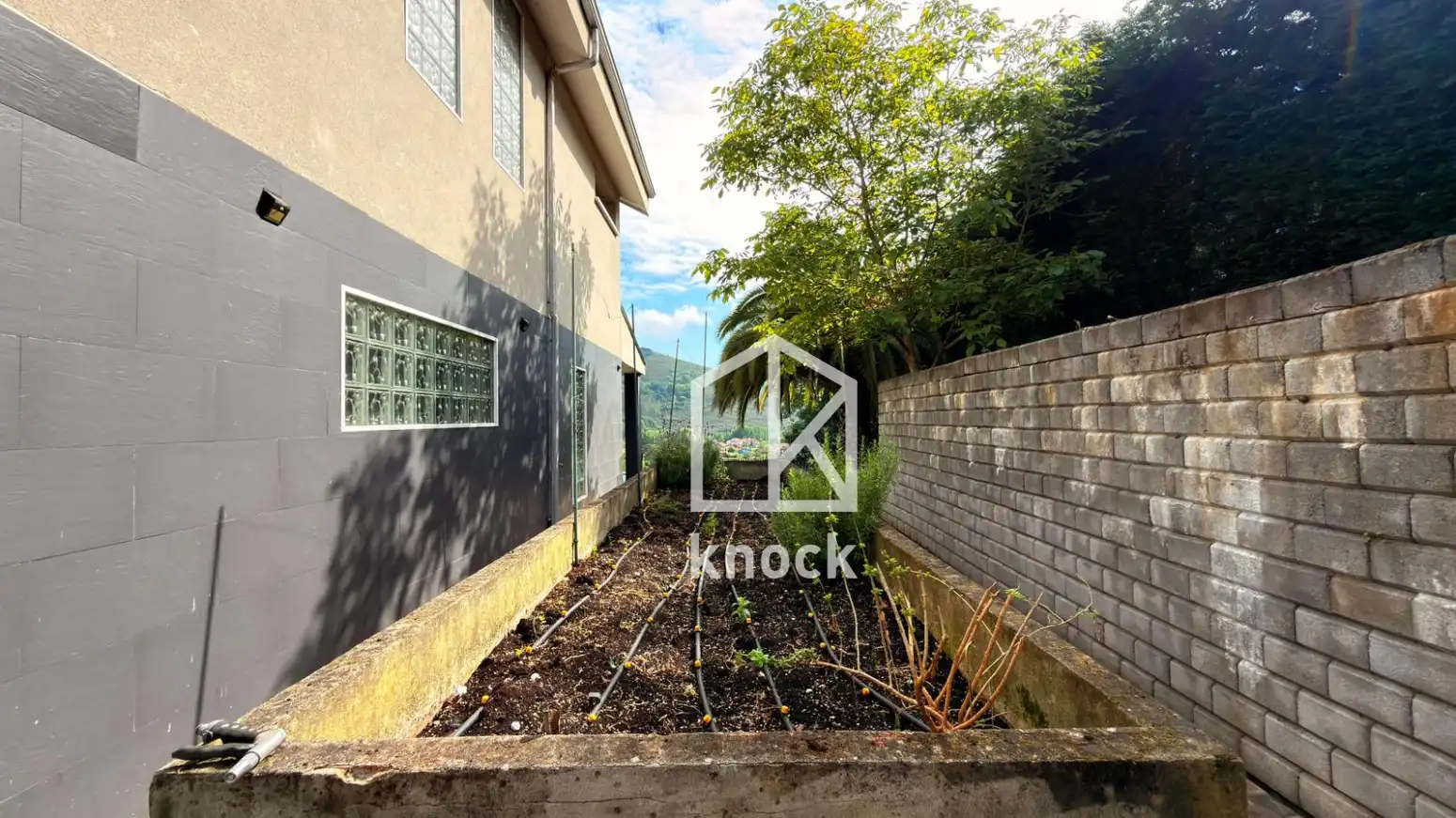 Casa o xalet en venda en Oviedo  amb Calefacció, Parquet i Terrassa