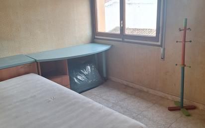 Bedroom of Flat for sale in Vilafranca del Penedès  with TV