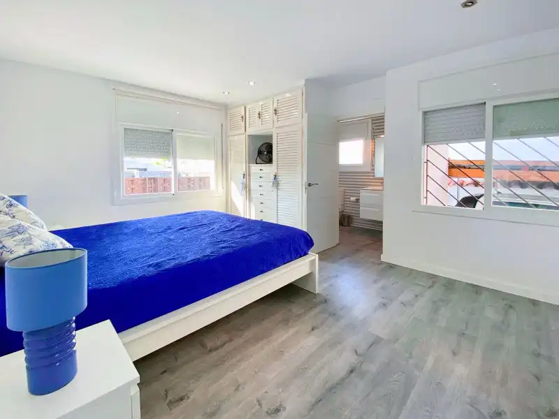 Habitación de Casa o chalet en venta en Empuriabrava con Aire acondicionado, Calefacción y Terraza