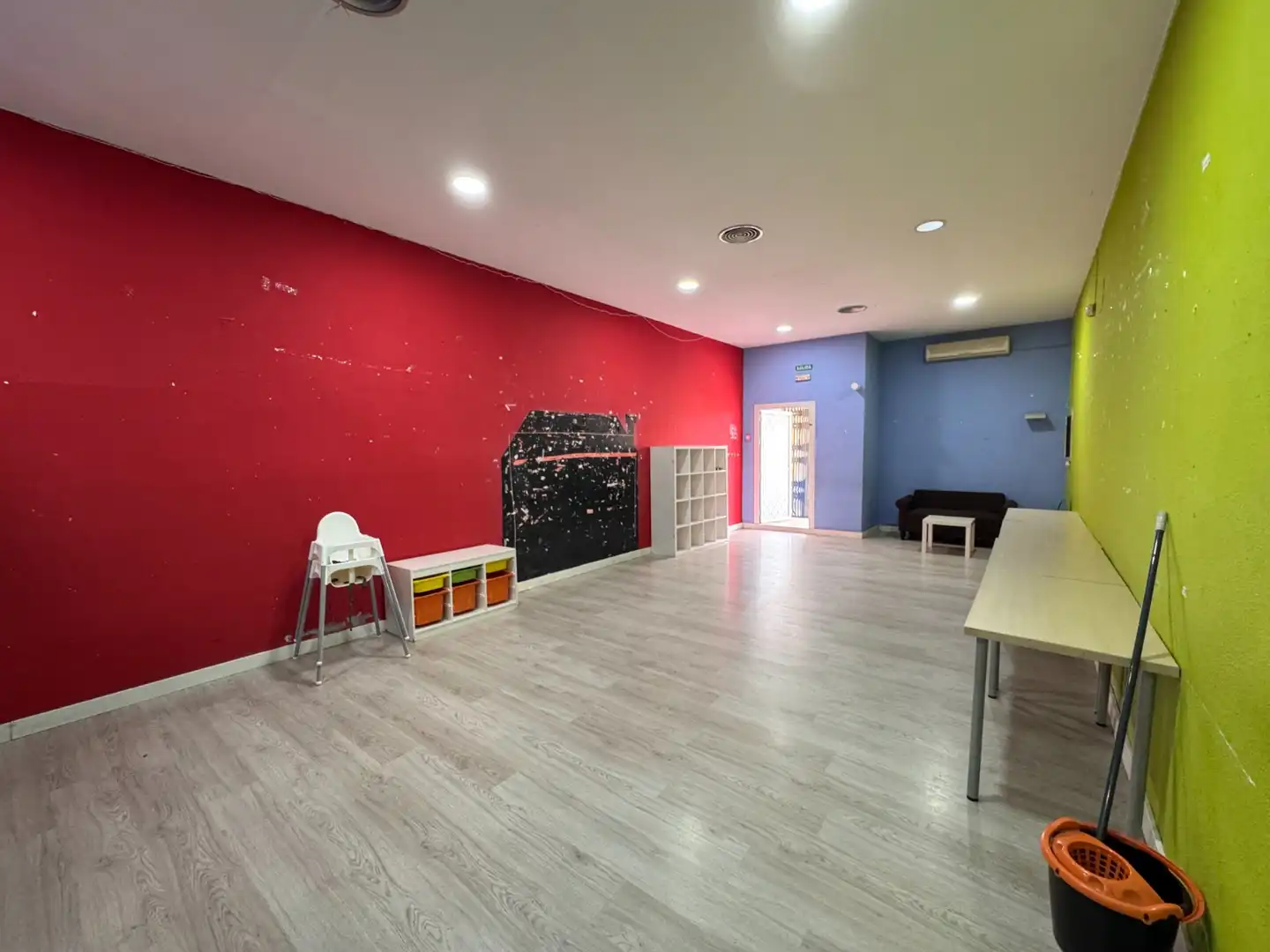 Local en venta en Cáceres con Aire acondicionado